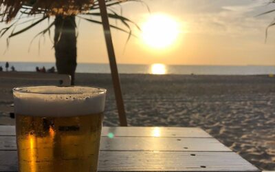 Chiringuitos in Cádiz: Where Beach, Breeze, and Beer Collide