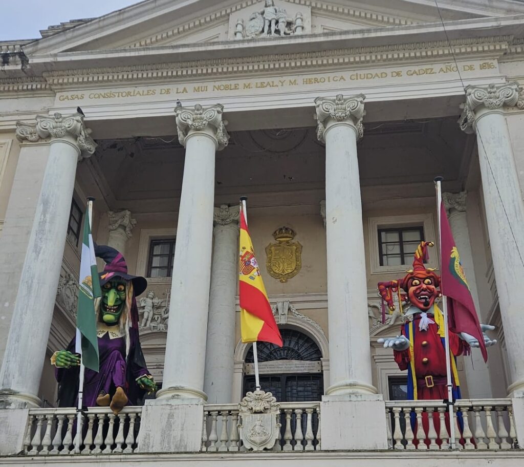 Cadiz Carnival - Witch Piti and god mom